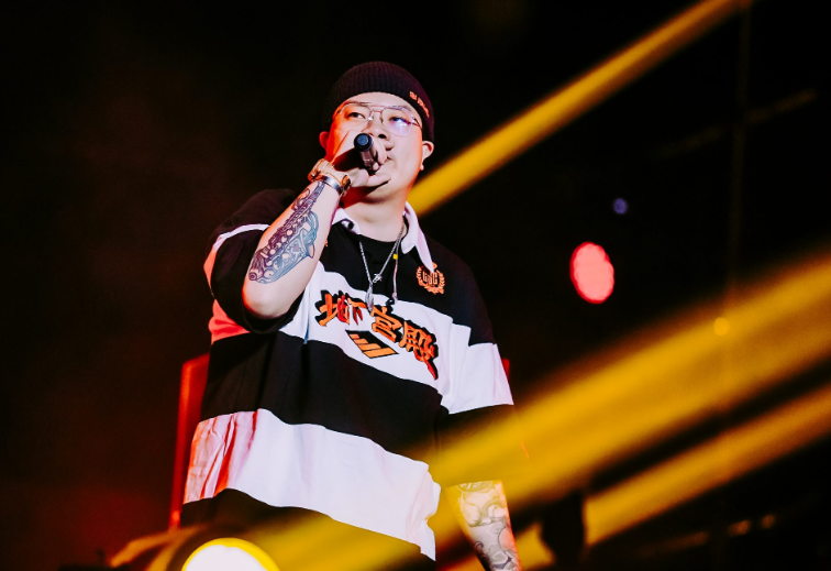 刘聪乃万功夫胖成都演唱会门票_2023刘聪乃万功夫胖演唱会成都站