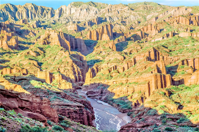 新疆天山托木尔景区大峡谷