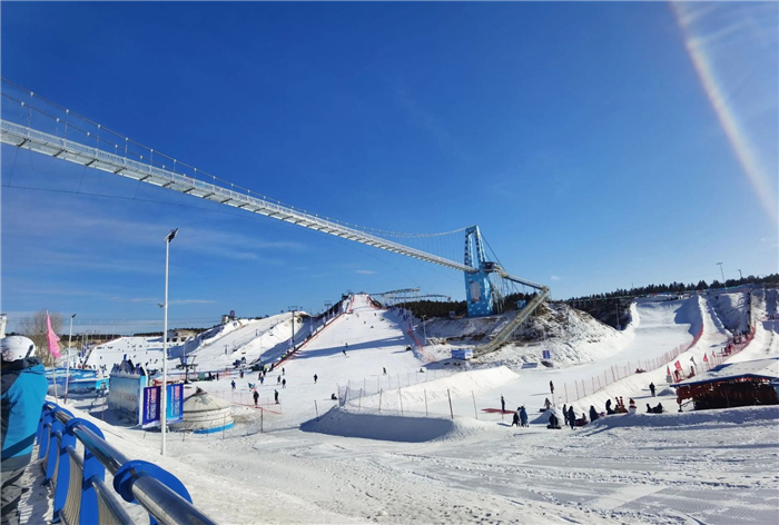鄂尔多斯九城宫滑雪场