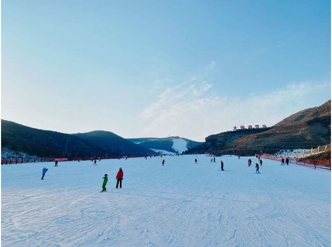 呼和浩特太偉滑雪場