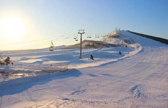 青島金山滑雪場(chǎng)