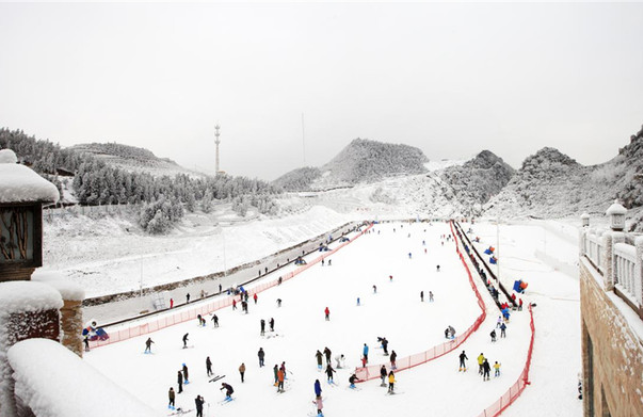 六盤水梅花山國際滑雪場