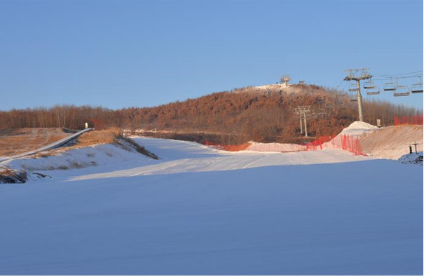 吉林吉雪滑雪場(chǎng)