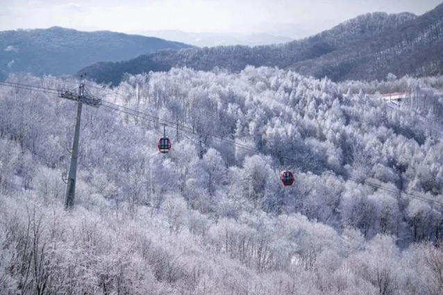 萬(wàn)峰通化滑雪度假區(qū)