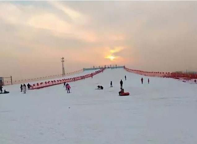 滄州勇士滑雪場