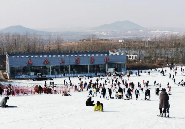 夾谷山滑雪場