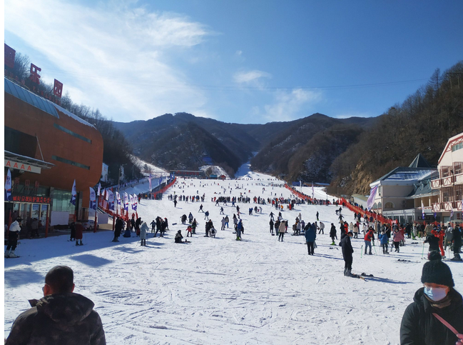 伏牛山滑雪一日游