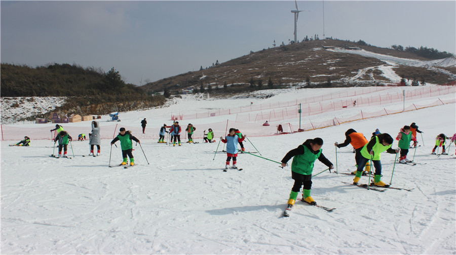 龍缸滑雪場門票/在線購票/團購優惠_龍缸滑雪場門票