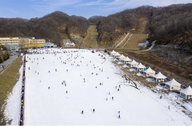 南阳老界岭滑雪场2024最新开放时间、门票价格及游玩攻略