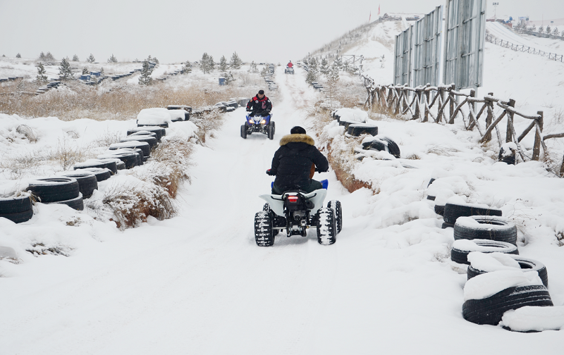 萬舟滑雪場