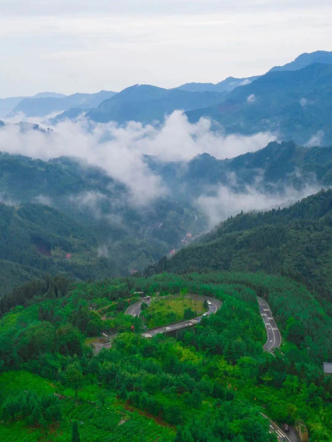 神瀑溝風景區(qū)