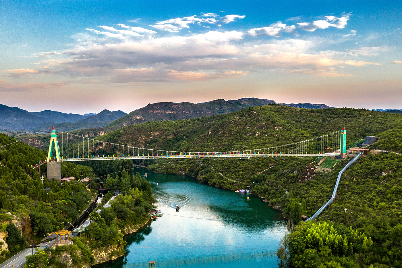 万泉湖风景区图片图片