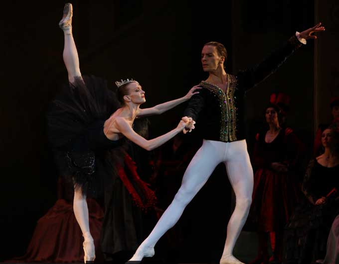 俄罗斯圣彼得堡芭蕾舞剧院《天鹅湖》成都
