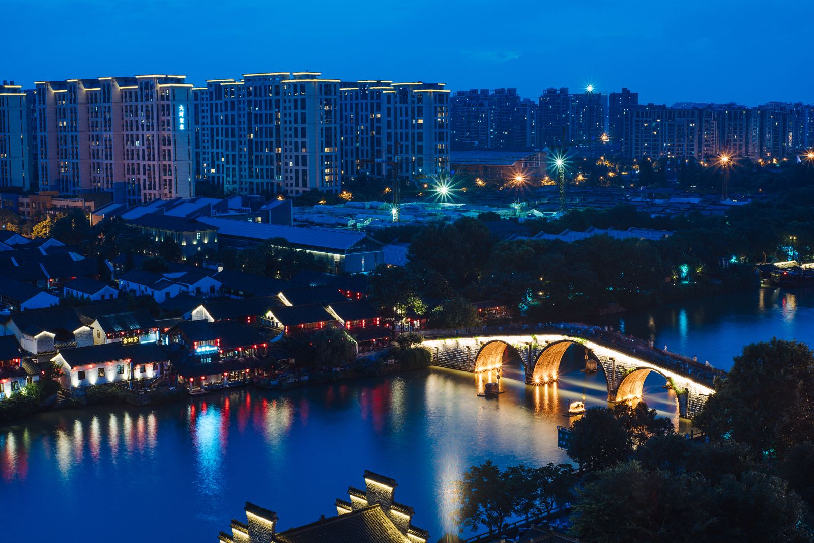 杭州运河夜游3.jpg