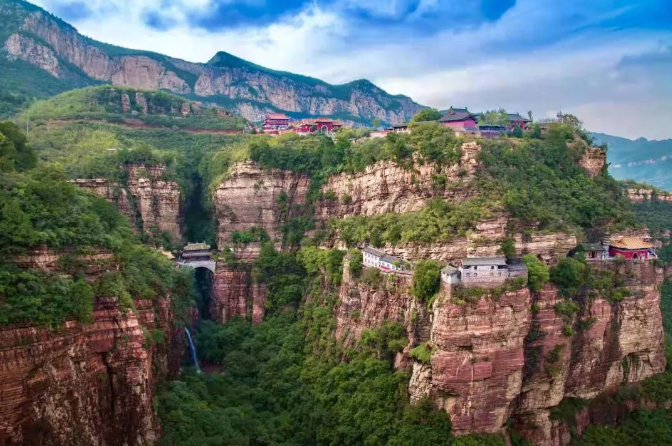 苍岩山风景区简介图片