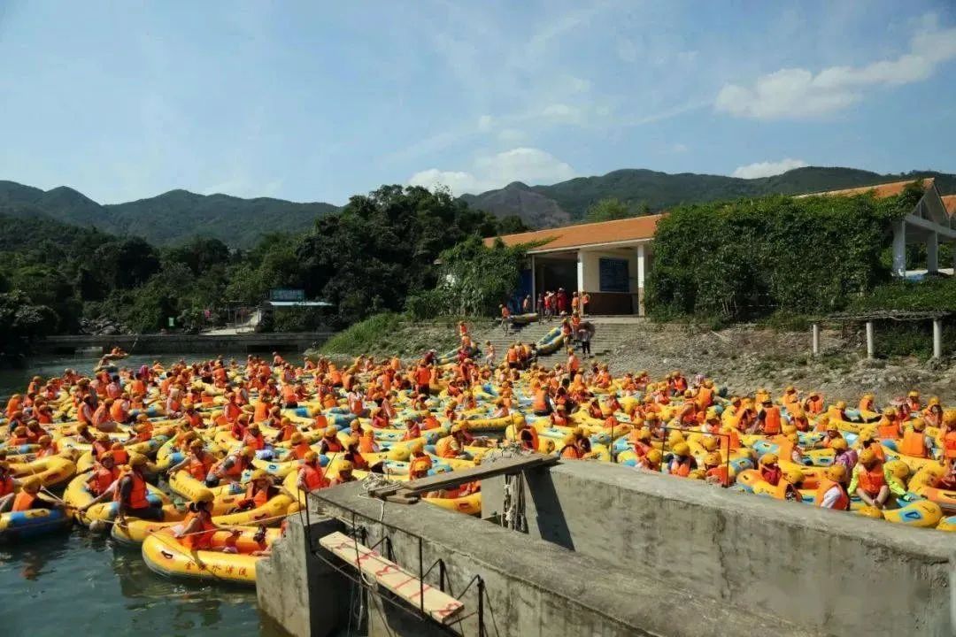 防城港金沙水漂流