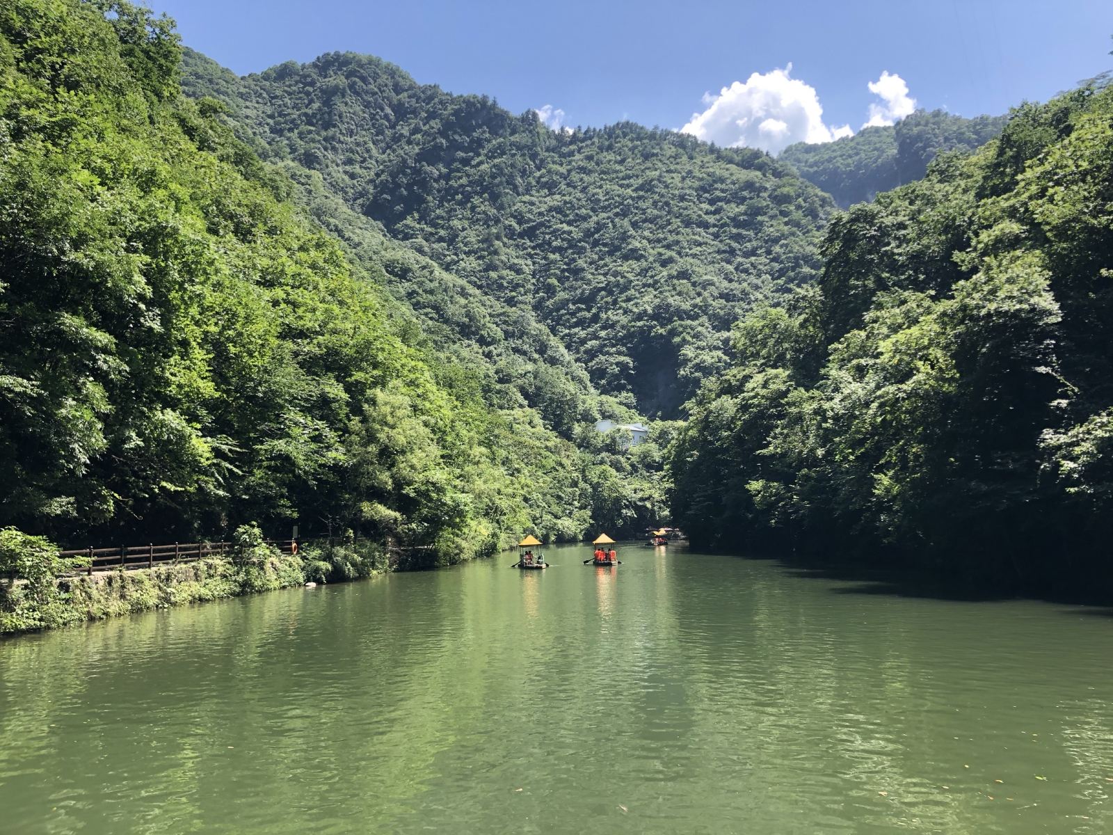 洛陽(yáng)龍?zhí)洞髰{谷