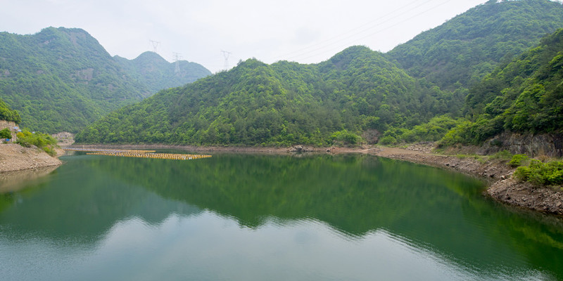 湖源溪漂流