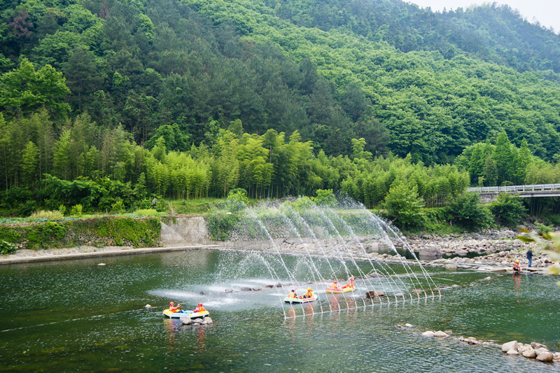 湖源溪漂流