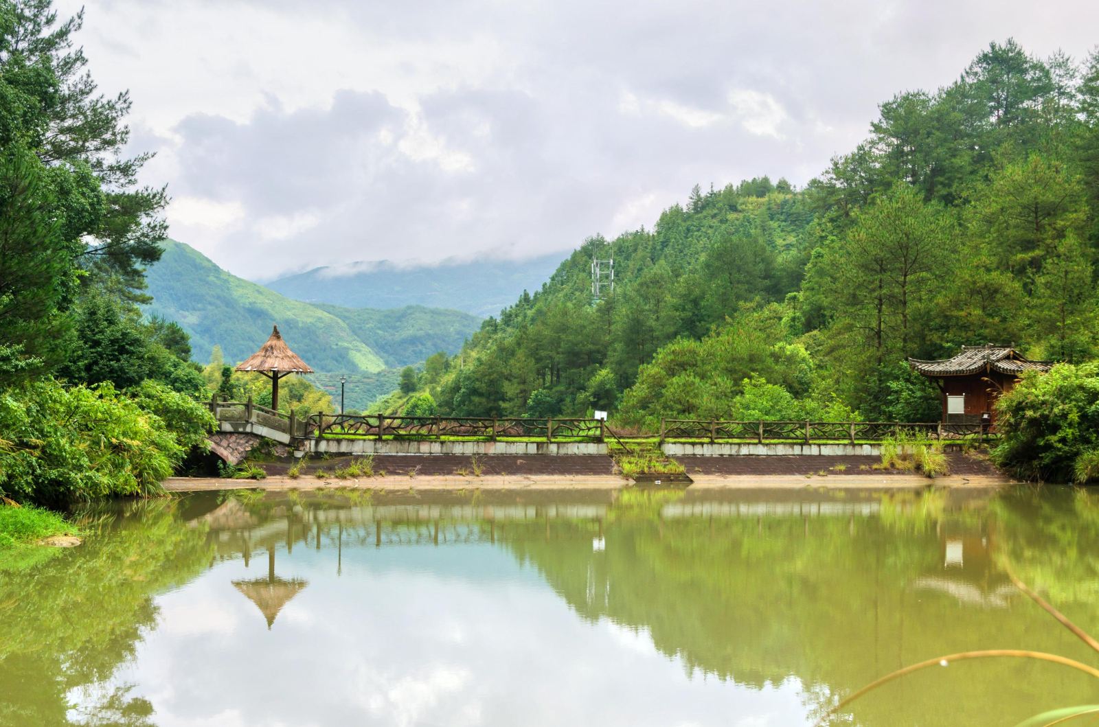 麗水東西巖景區(qū).jpg