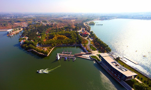 青龍湖水上游樂園.jpg