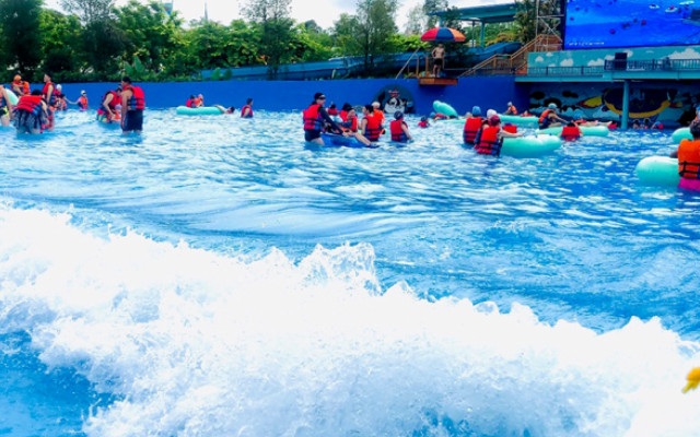 遂寧瀾卡威水上樂園