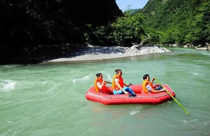 常德竹山兩溪口生態(tài)漂流