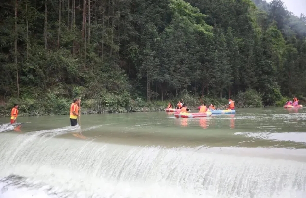 高過河漂流