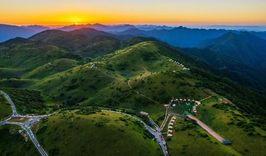 岚皋巴山大草原