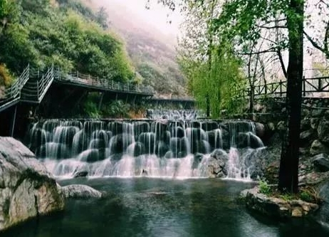 石家庄漫山花溪谷景区