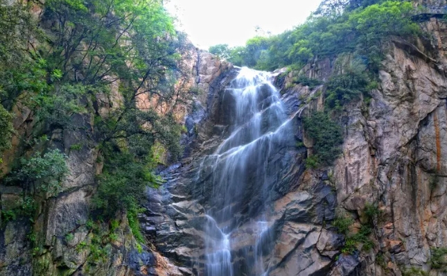 平頂山六羊山通天河