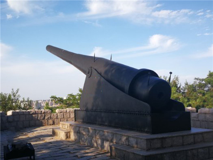 青島山炮臺(tái)遺址2.jpg