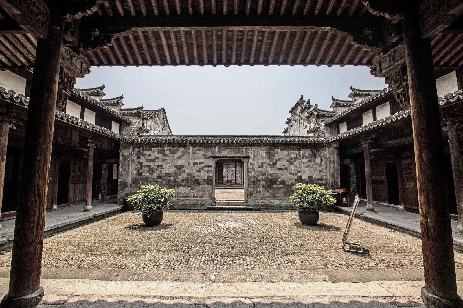 东阳卢宅景区1.jpg