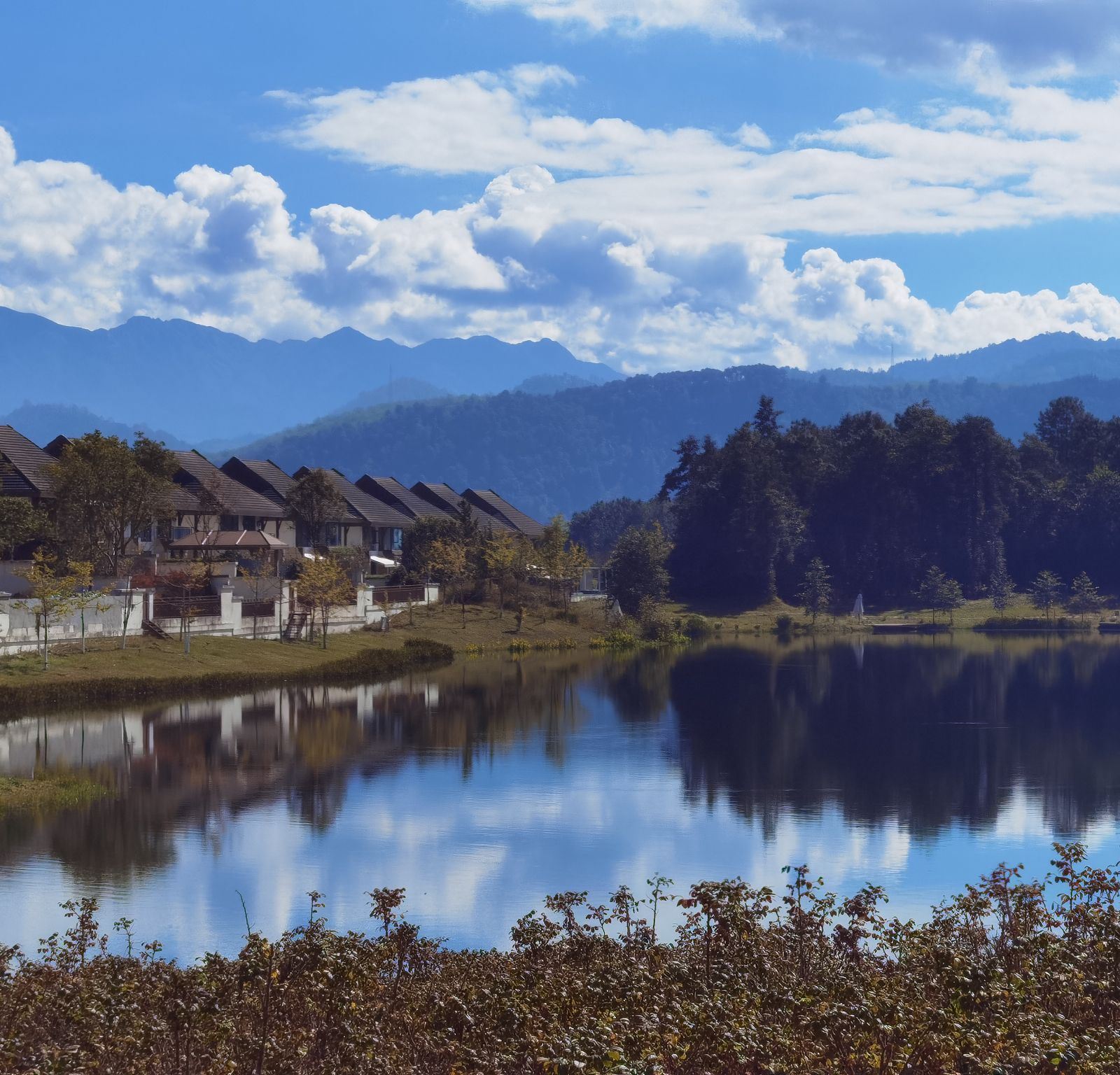 腾冲原乡栖花岭景区