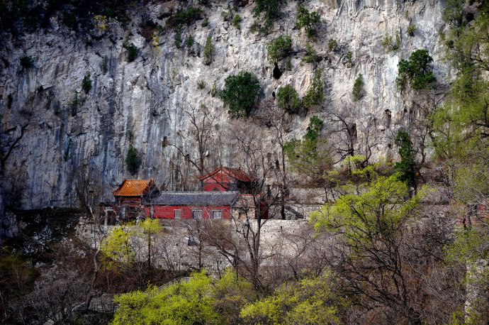 原山白石洞景區(qū)