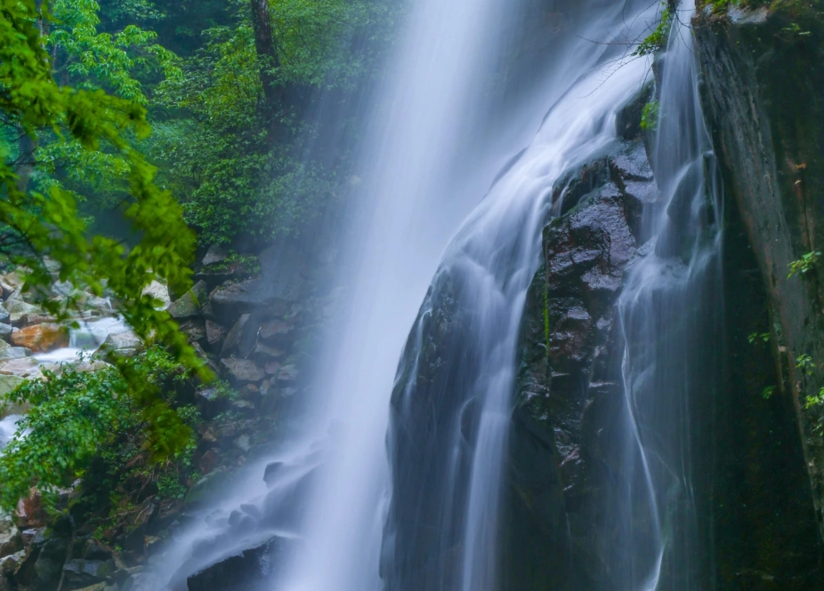 大鄣山臥龍谷風(fēng)景區(qū)