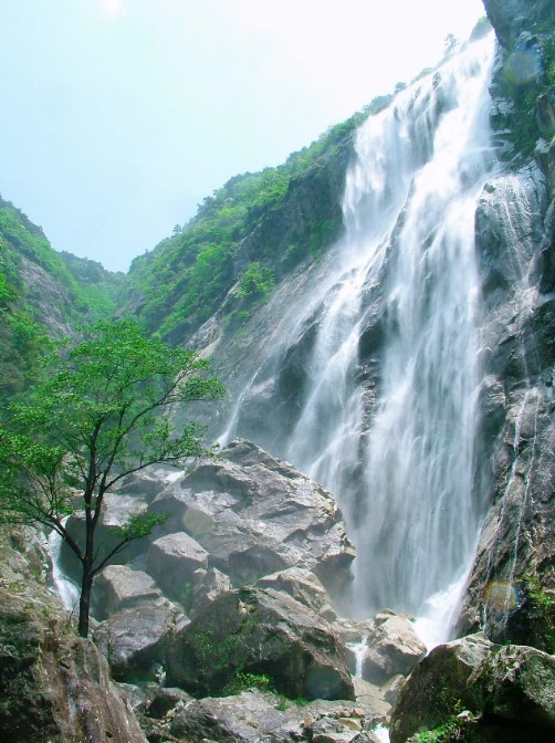 大鄣山卧龙谷风景区