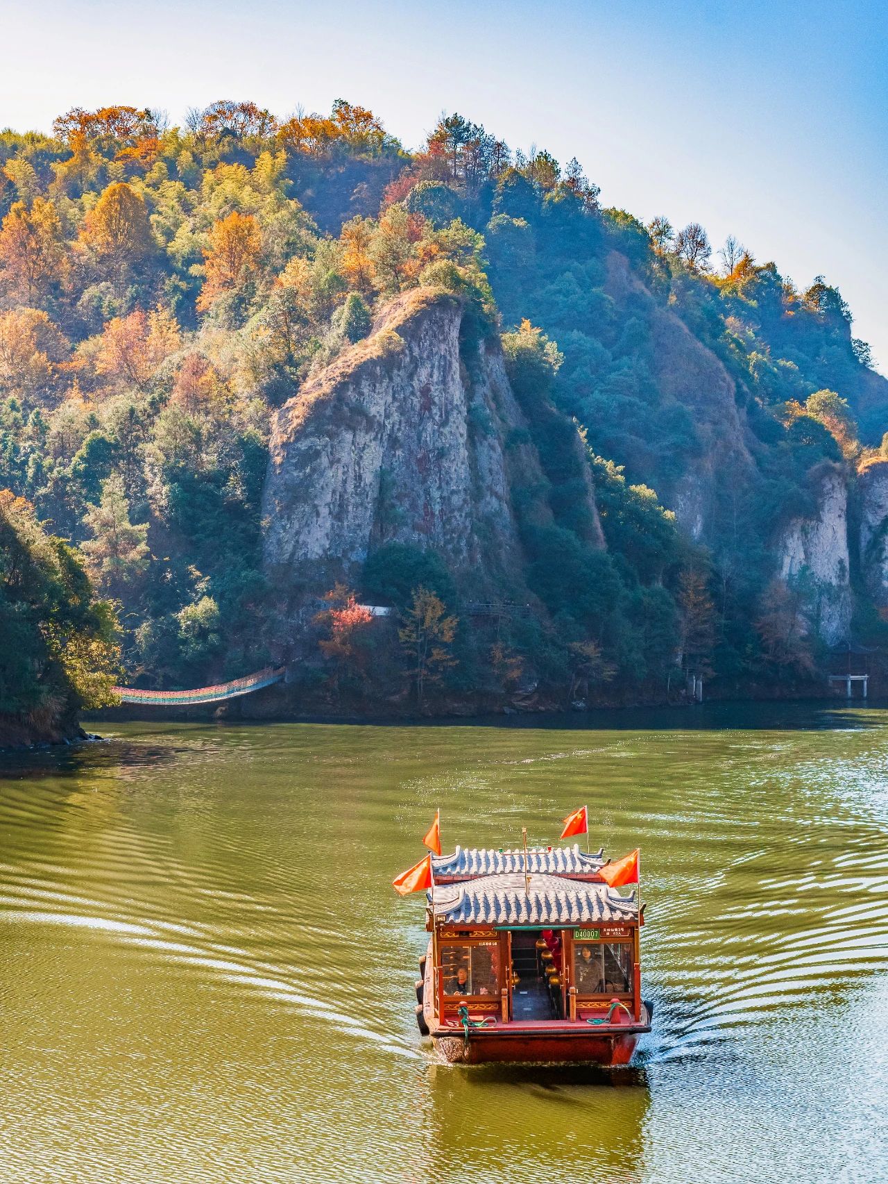 天燭湖仙境景區(qū)