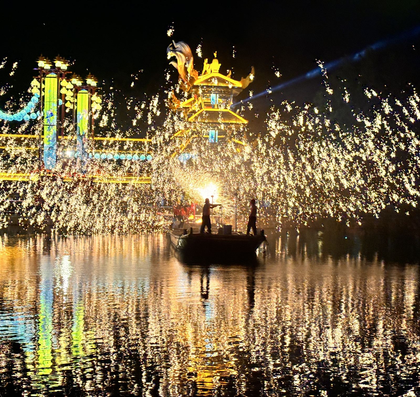 戀江湖嘉魚不夜城