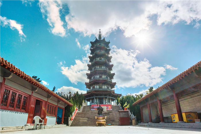 煙臺(tái)塔山風(fēng)景區(qū)2.jpg