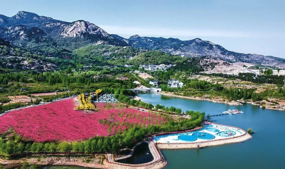 新泰莲花湖景区