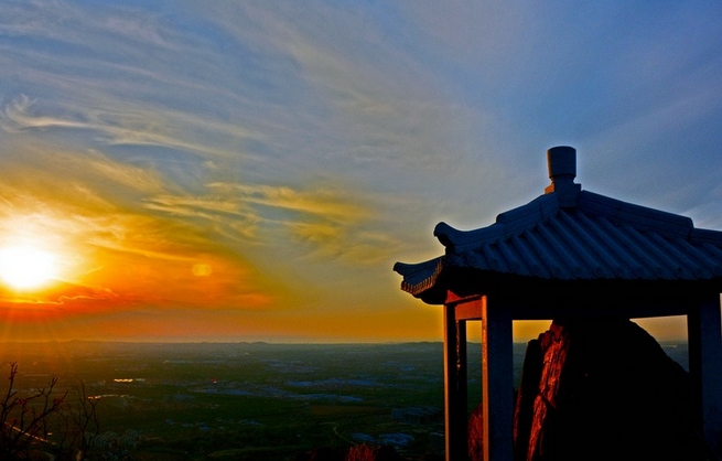 云峰山长情谷旅游景区