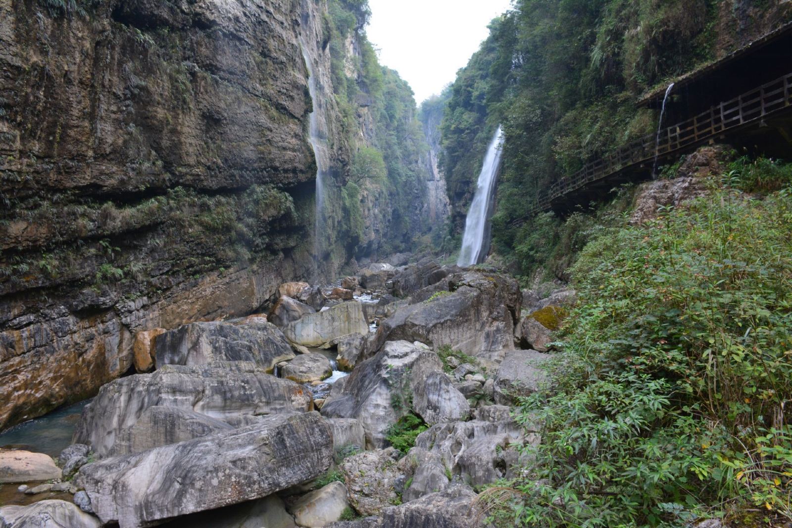 恩施云龍地縫