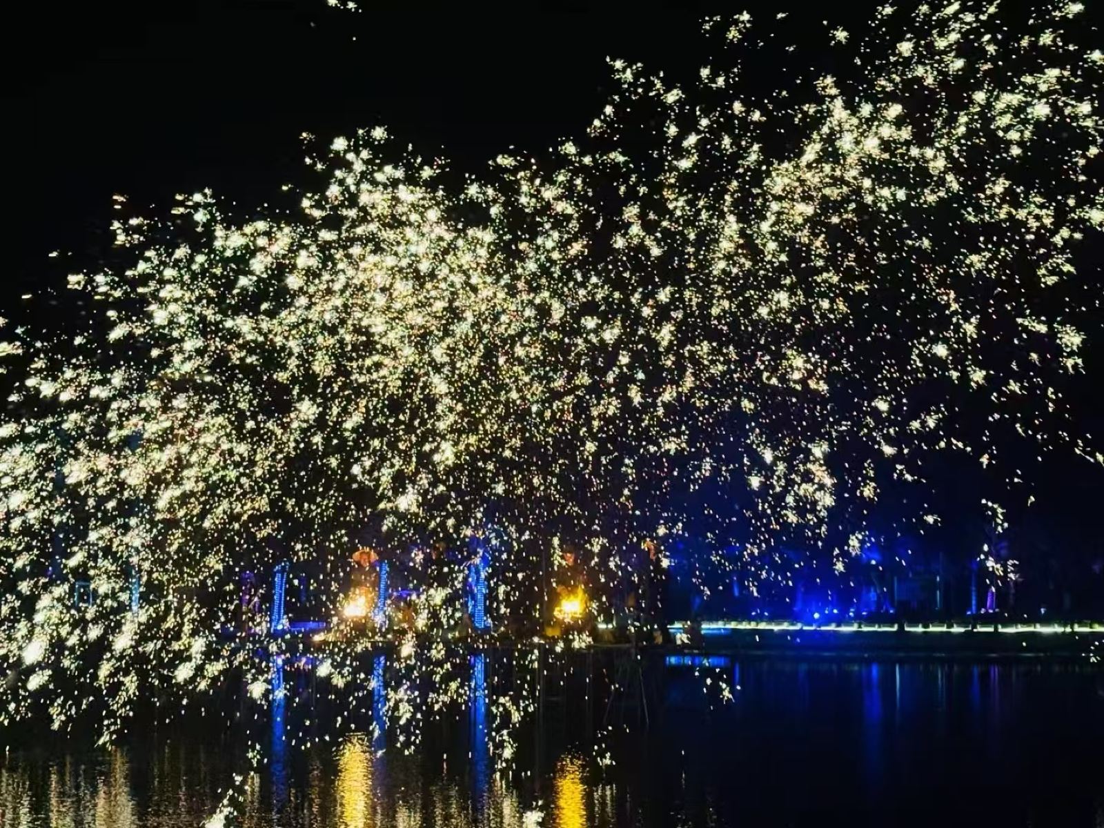 成都溫江盛世不夜園.jpg