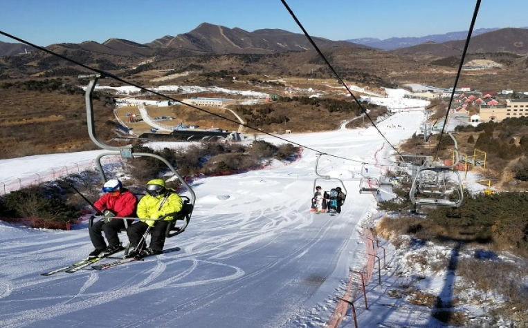 薊洲國(guó)際滑雪場(chǎng)