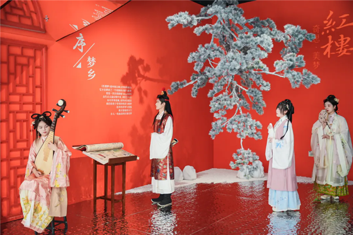 南昌紅樓夢(mèng)數(shù)字藝術(shù)展演.png