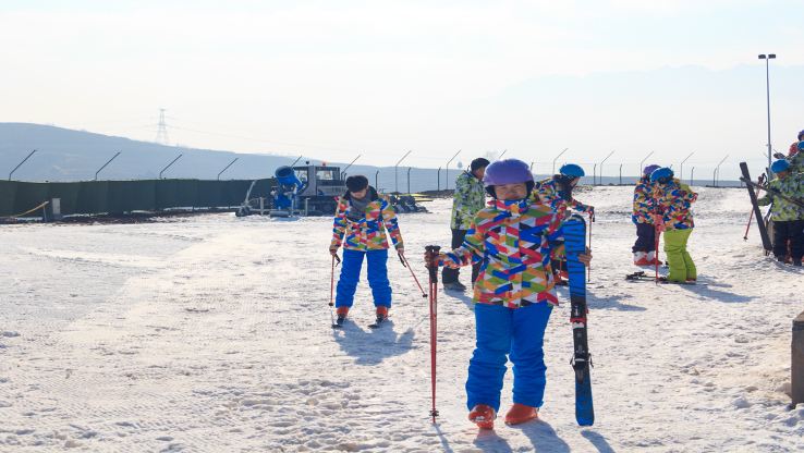 白鹿原影視城滑雪場