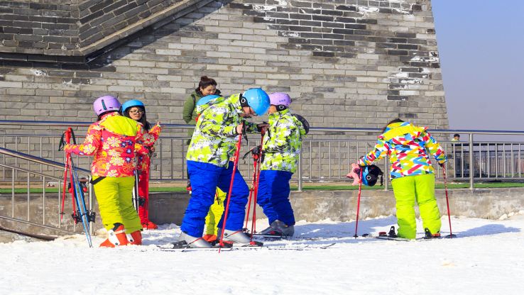 白鹿原影視城滑雪場