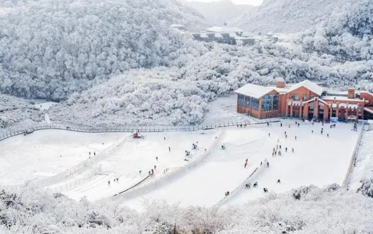 金佛山西坡滑雪場