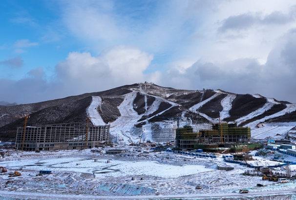 張家口翠云山銀河滑雪場2.png